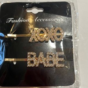 Two Sets Kisses And Hugs Babe Hair Pins